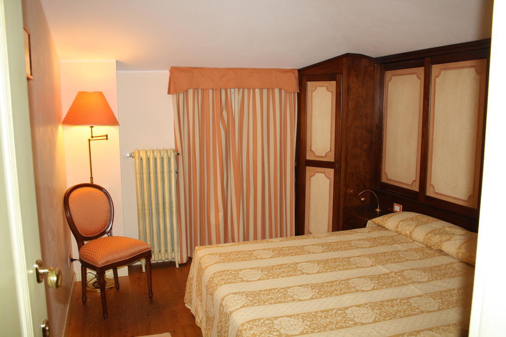 Bed and Breakfast Il Camino Tignale Pokój zdjęcie